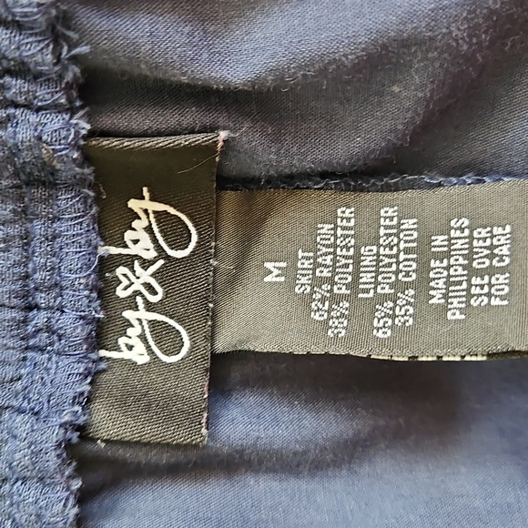 Navy Blue Tiered Mini Skirt Gauze Size Medium‎ - Picture 9 of 10